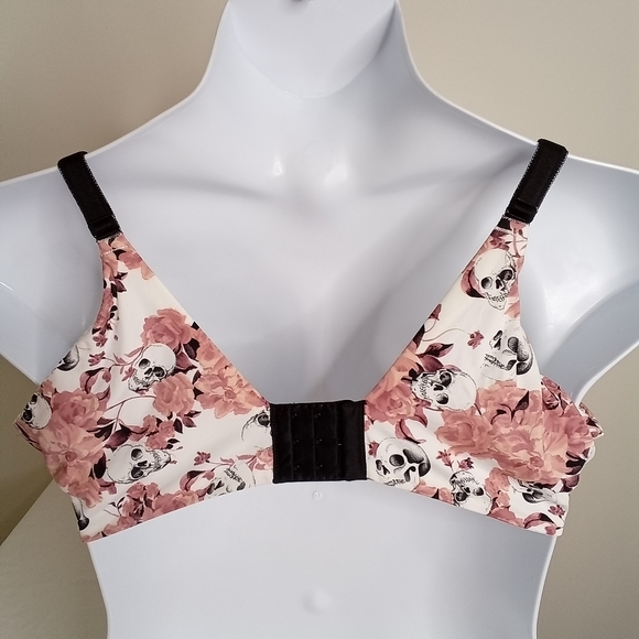 SOLD - Torrid Curve 360 Back Smoothing Coverage Balconette Bra 44C Skulls Roses - Picture 3 of 7